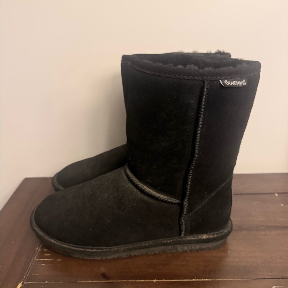 Bearpaw Emma Black Suede Shearling Lined Winter Boots Women’s Size 9